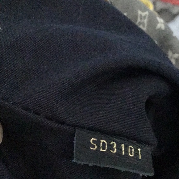 Louis Vuitton handbag and wallet. - Picture 14 of 14